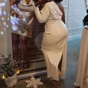 White off shoulder dress